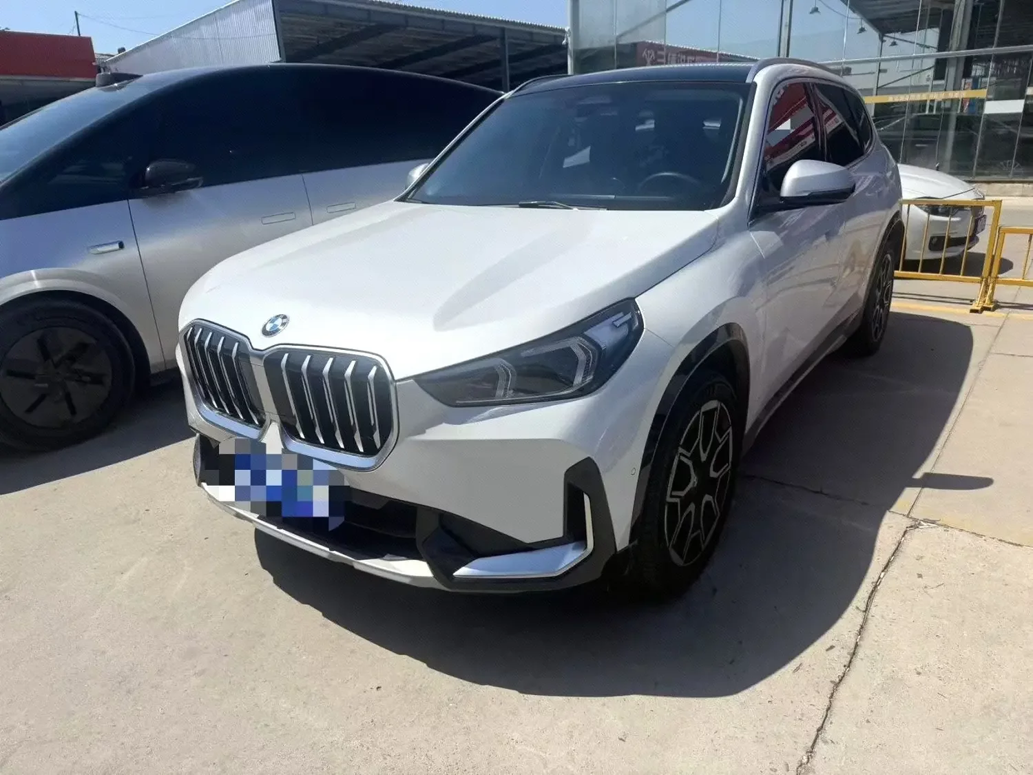 BMW X1