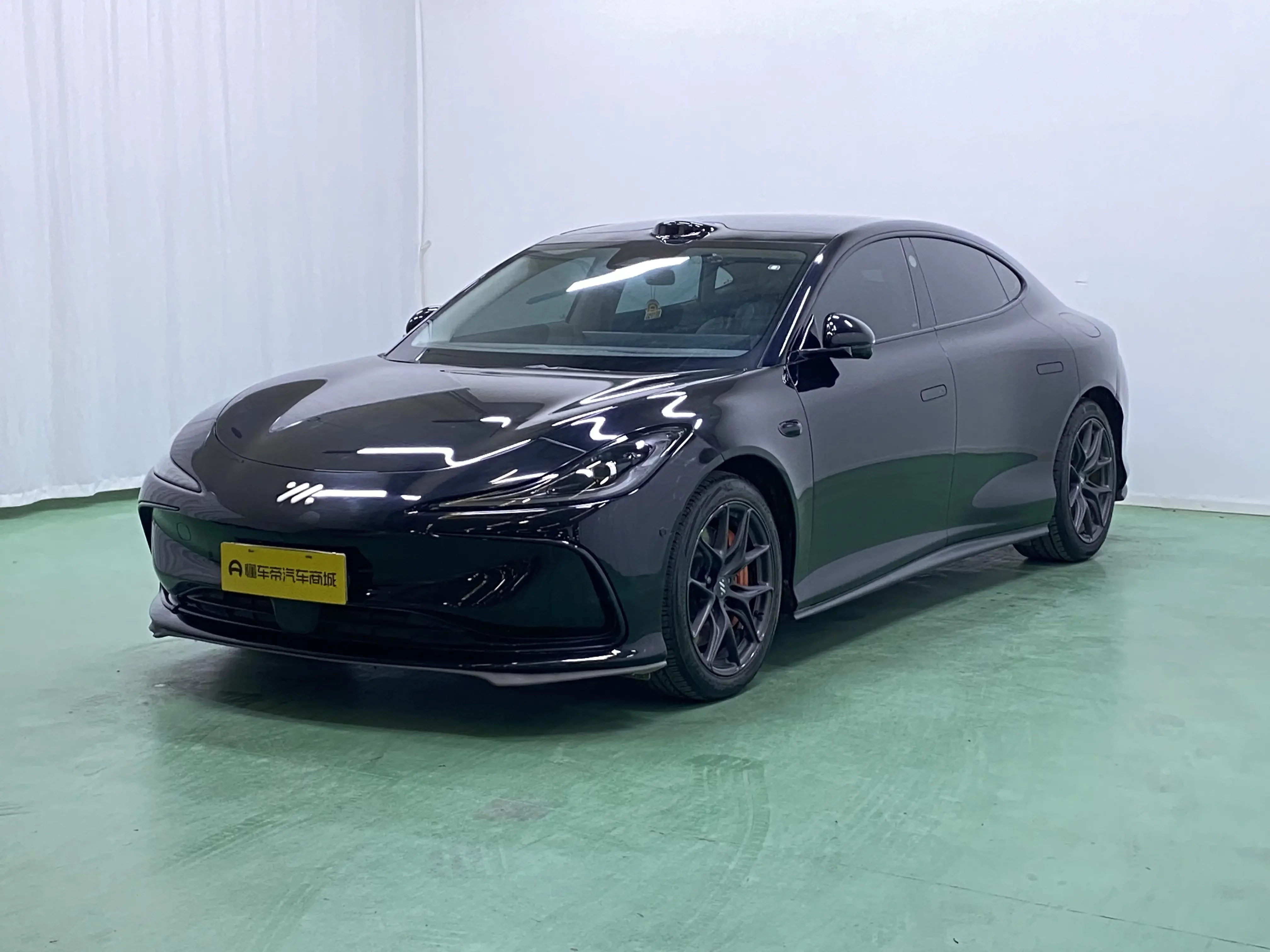 IM Motors Zhiji L6