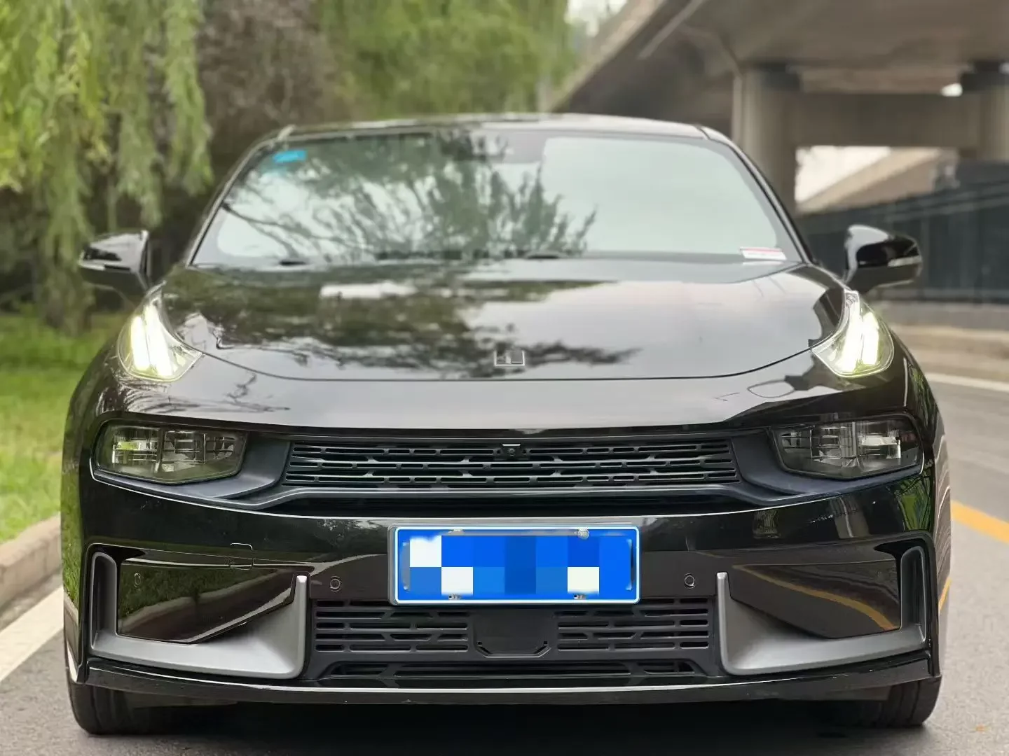 Lynk & Co 03