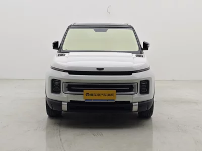 Geely ICON