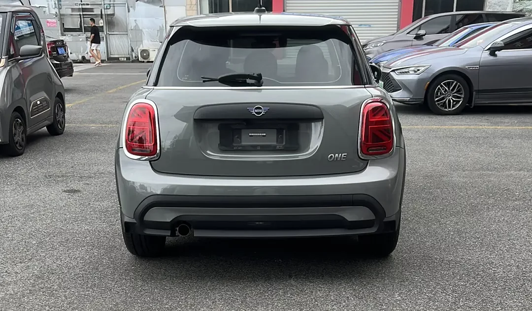 MINI MINI