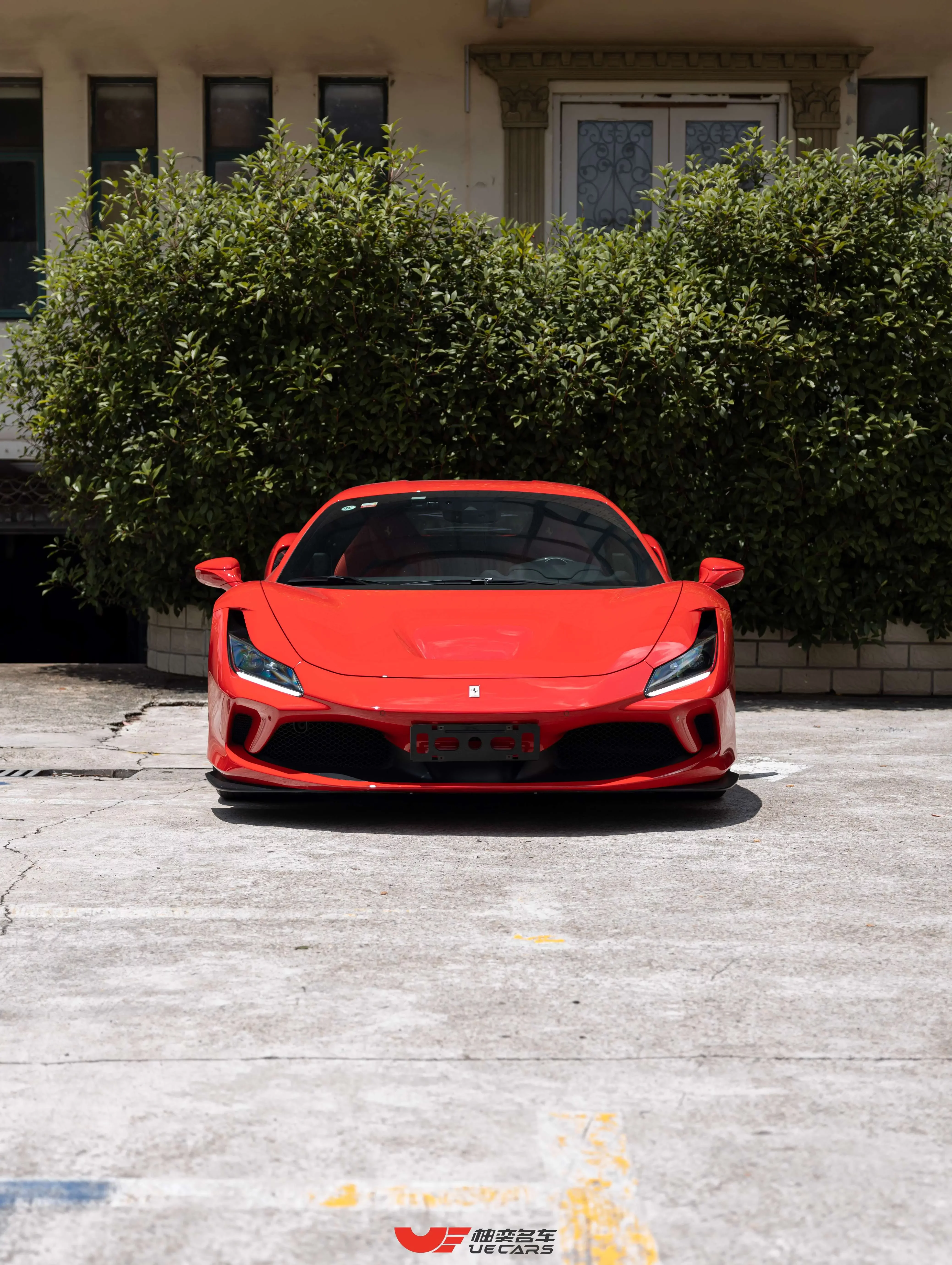 Ferrari F8