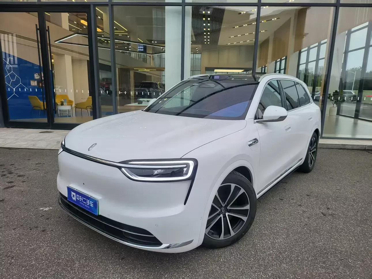 AITO M7