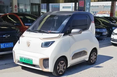Baojun E200