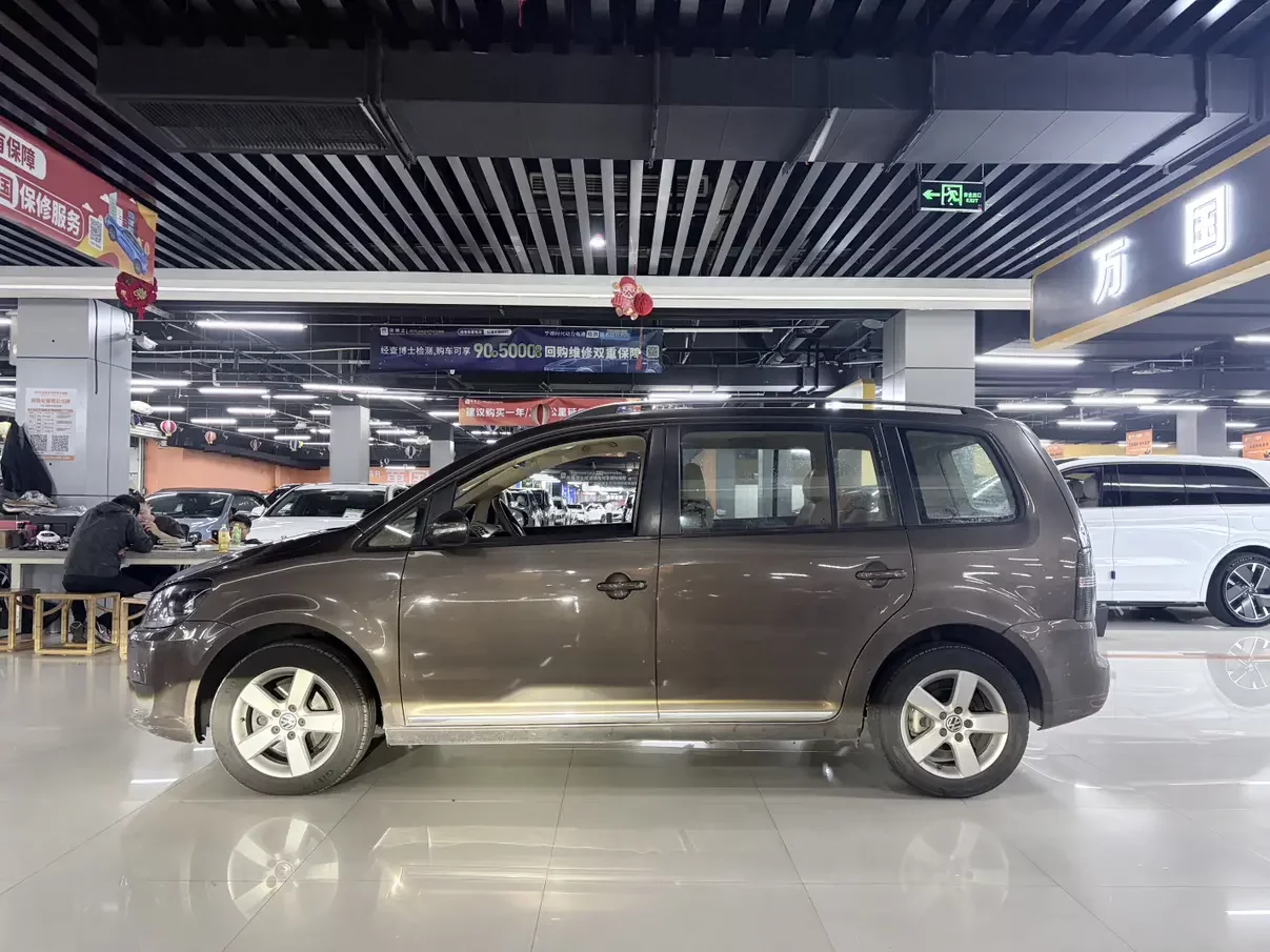 Volkswagen Touran