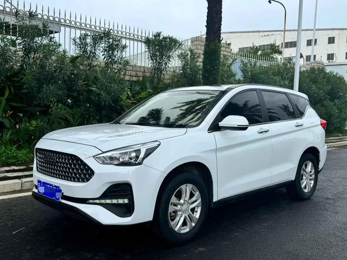 Haval M6