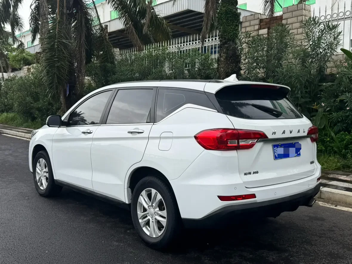 Haval M6