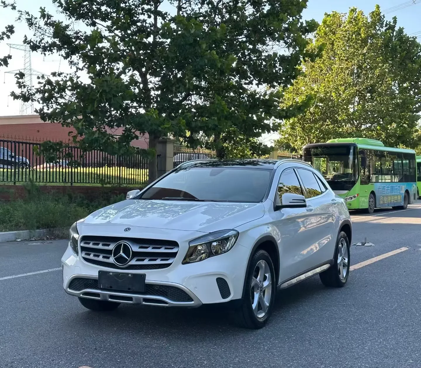 Mercedes-Benz GLA