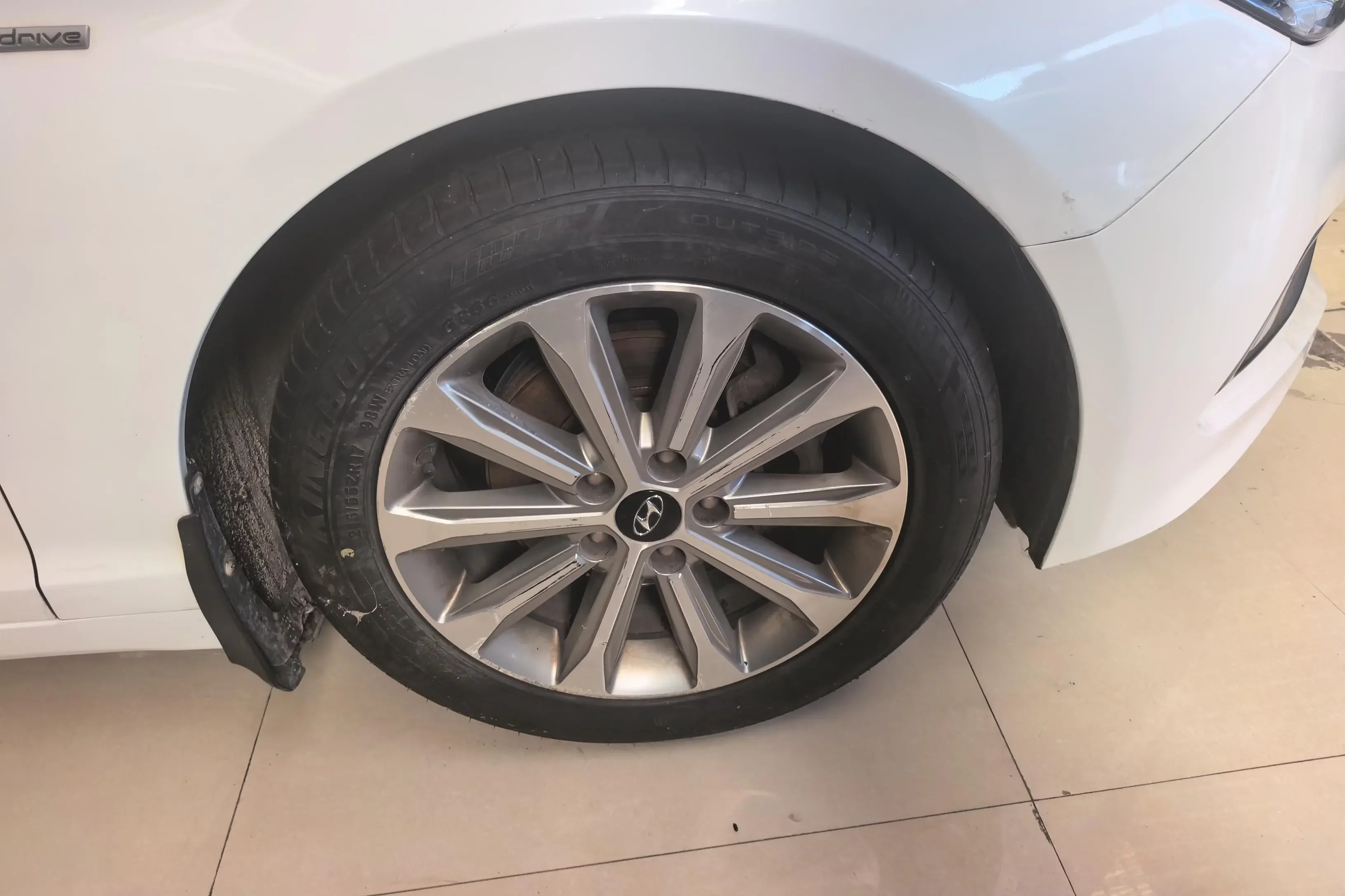 Hyundai sonata nine
