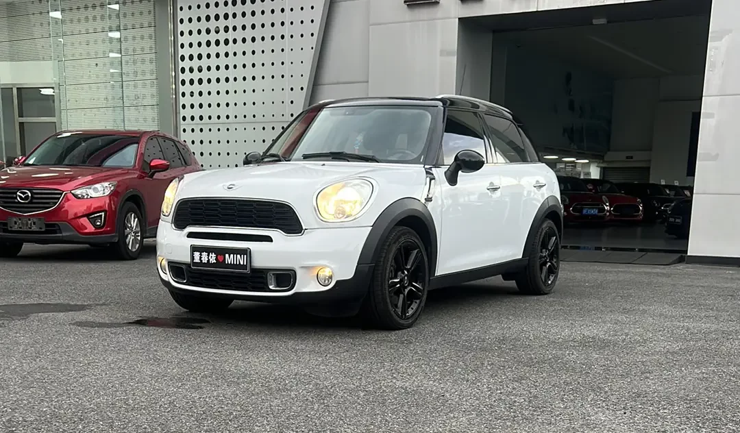 MINI COUNTRYMAN