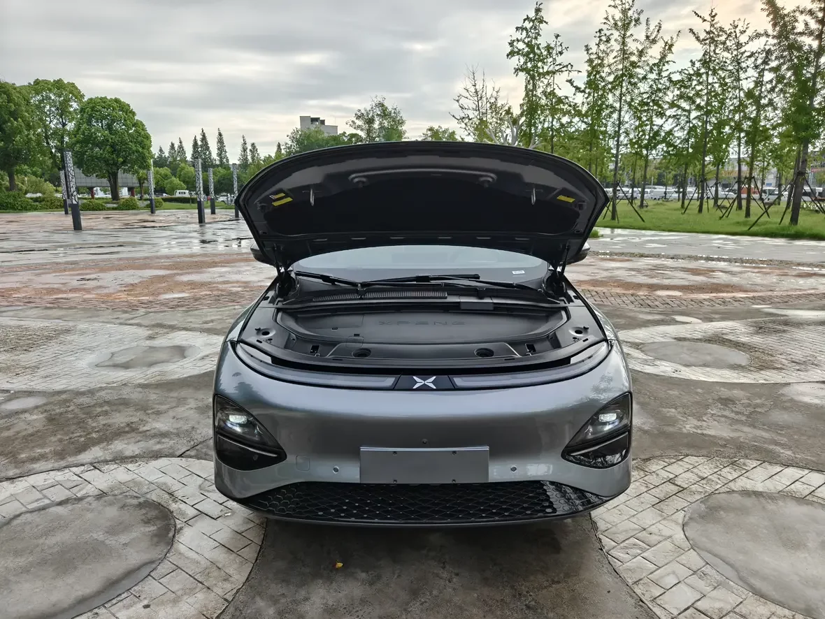 XPeng G6