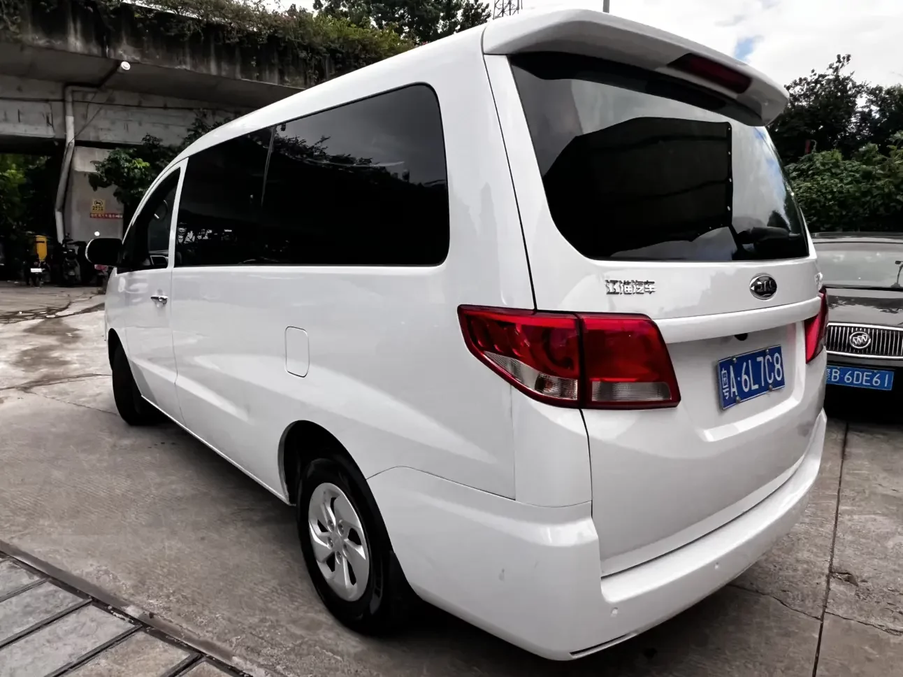 JAC Ruifeng M4