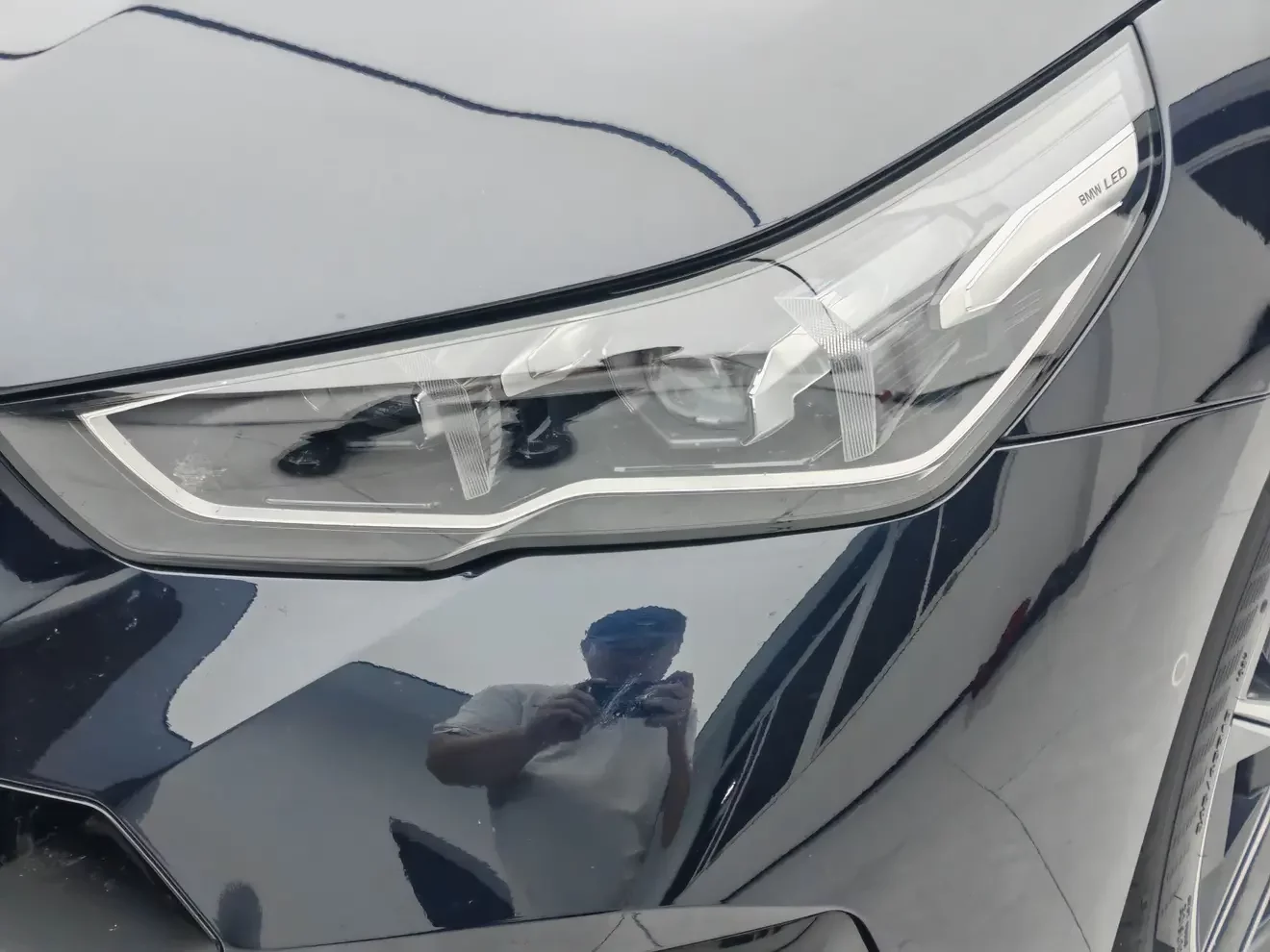 BMW i5
