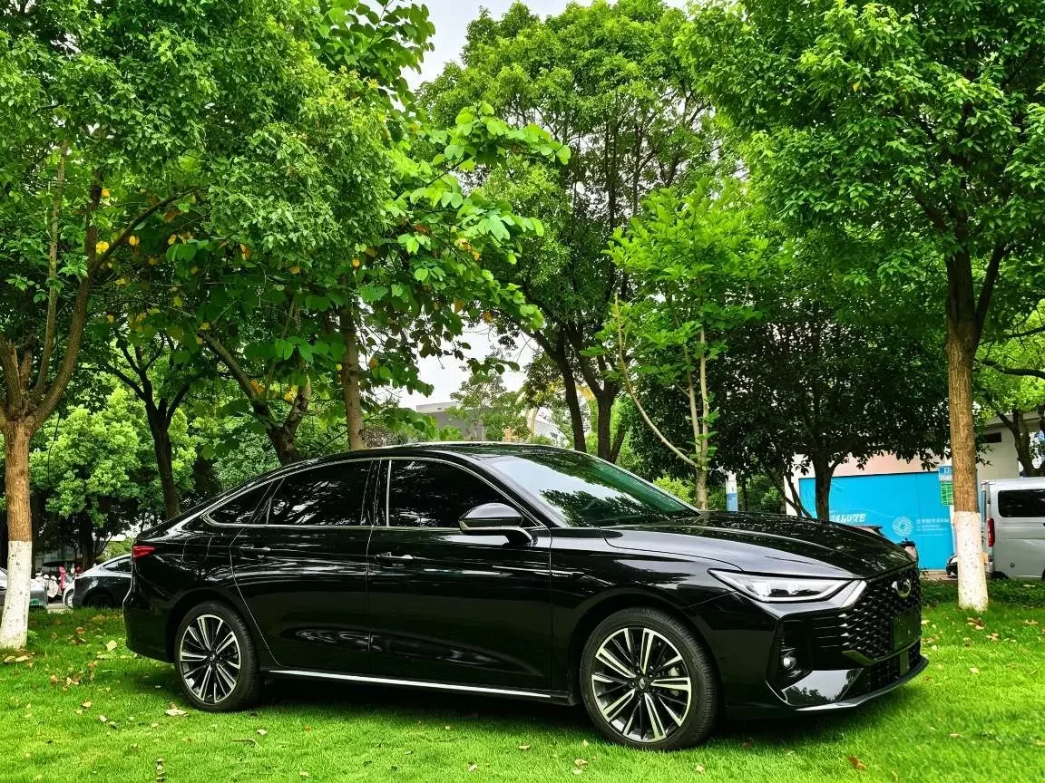 Chery Arrizo 8 PRO