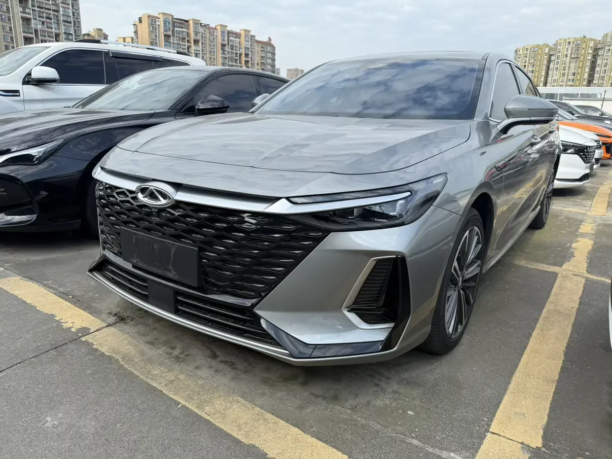 Chery Arrizo 8