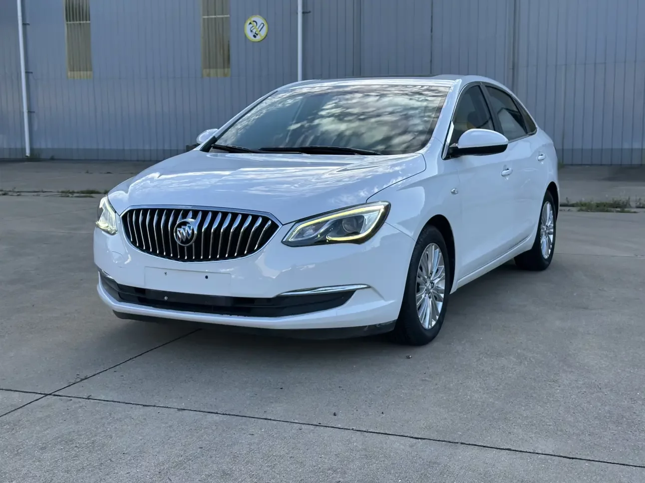 Buick Yinglang