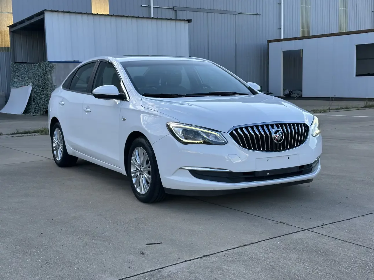 Buick Yinglang