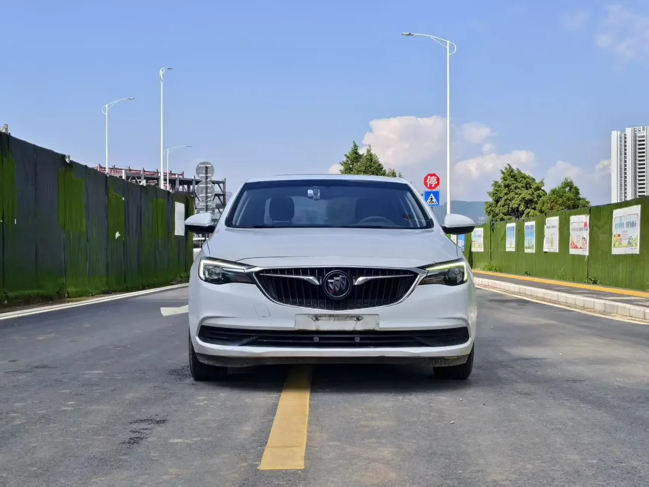 Buick Yinglang