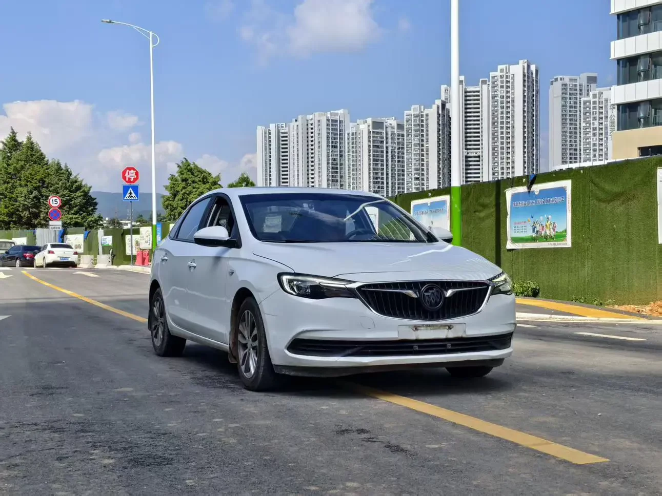 Buick Yinglang