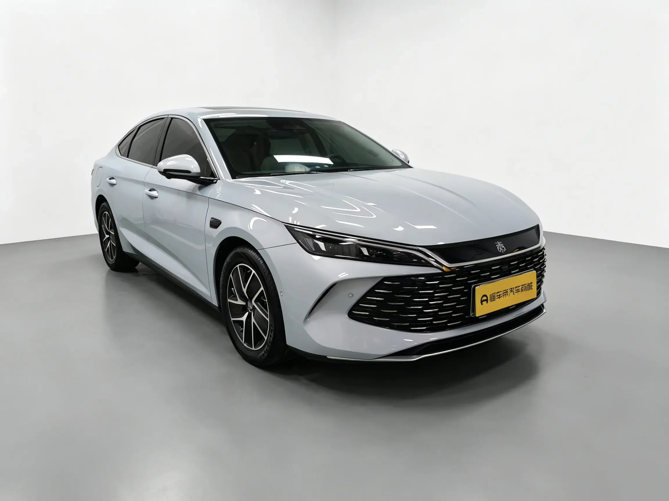 BYD Qin L DM