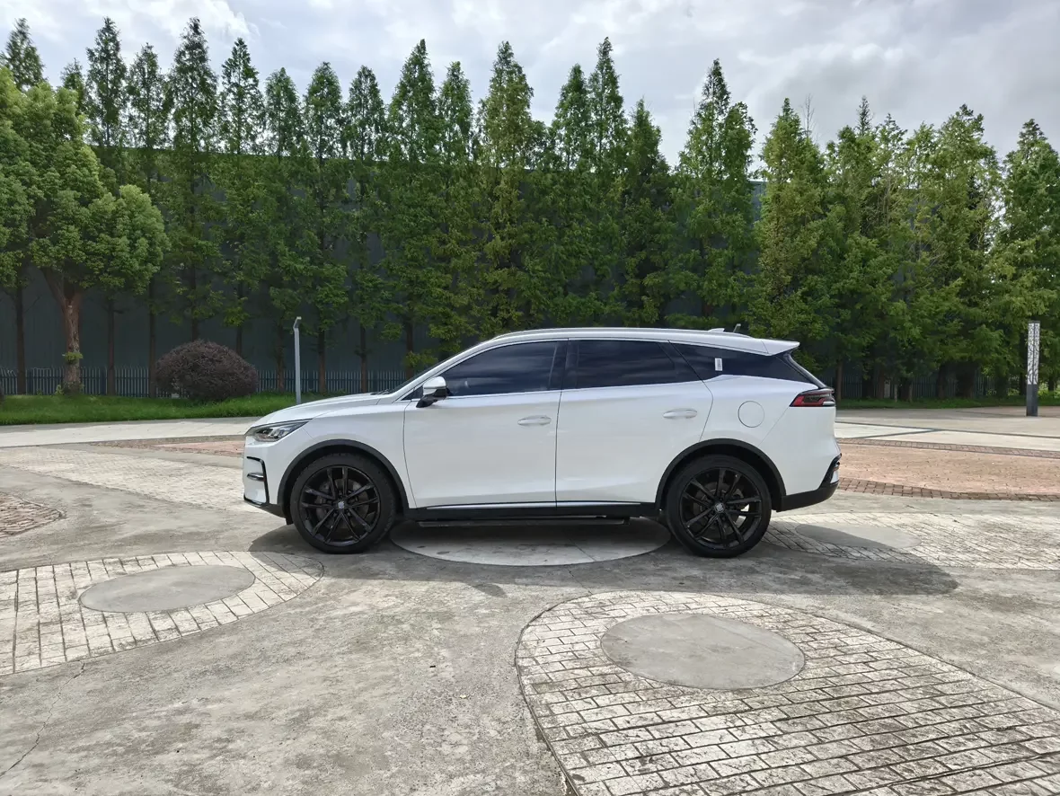BYD Tang DM