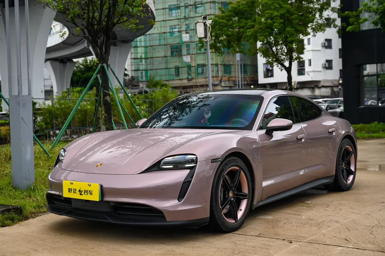 Porsche Taycan