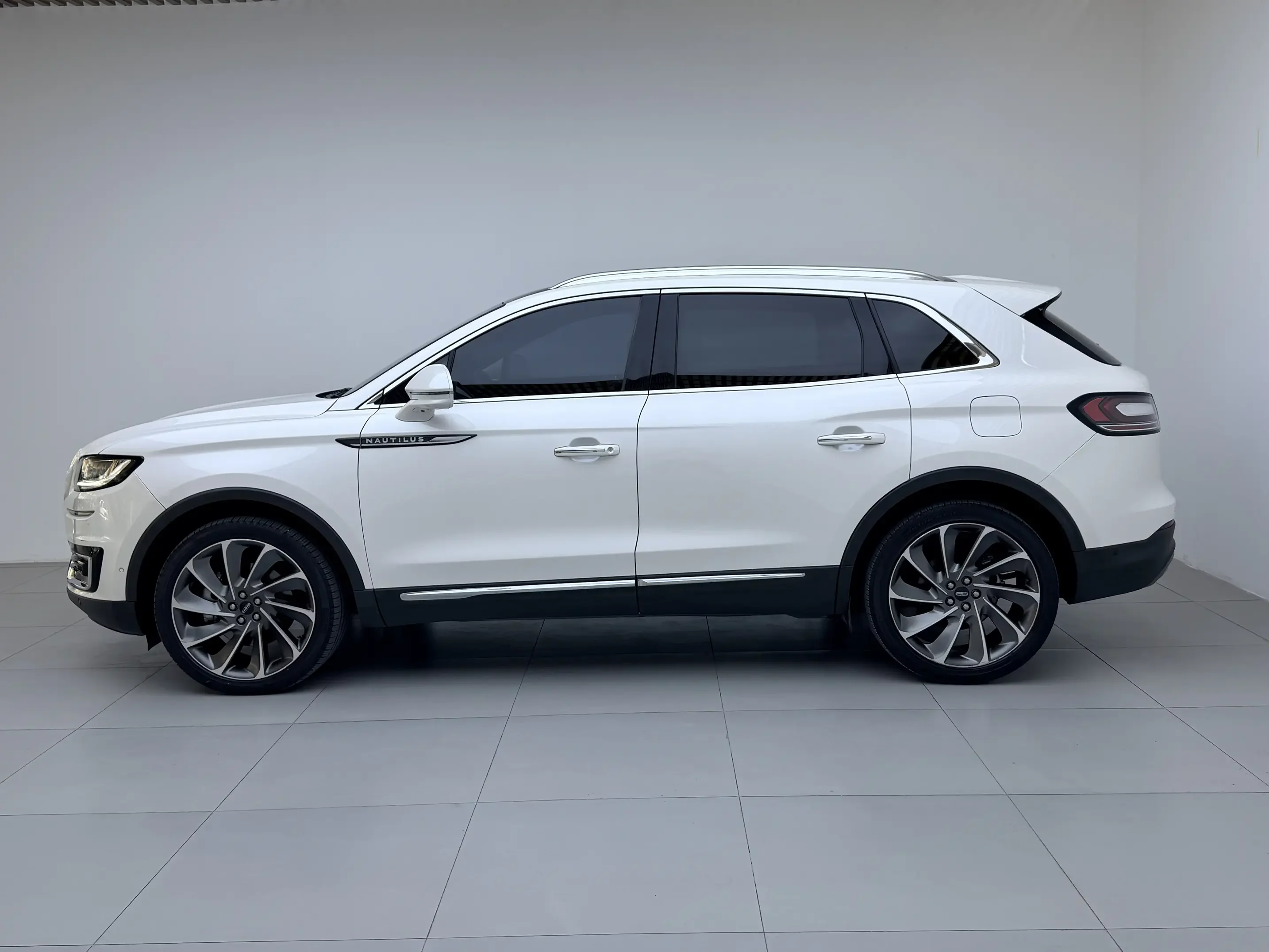 Lincoln Voyager