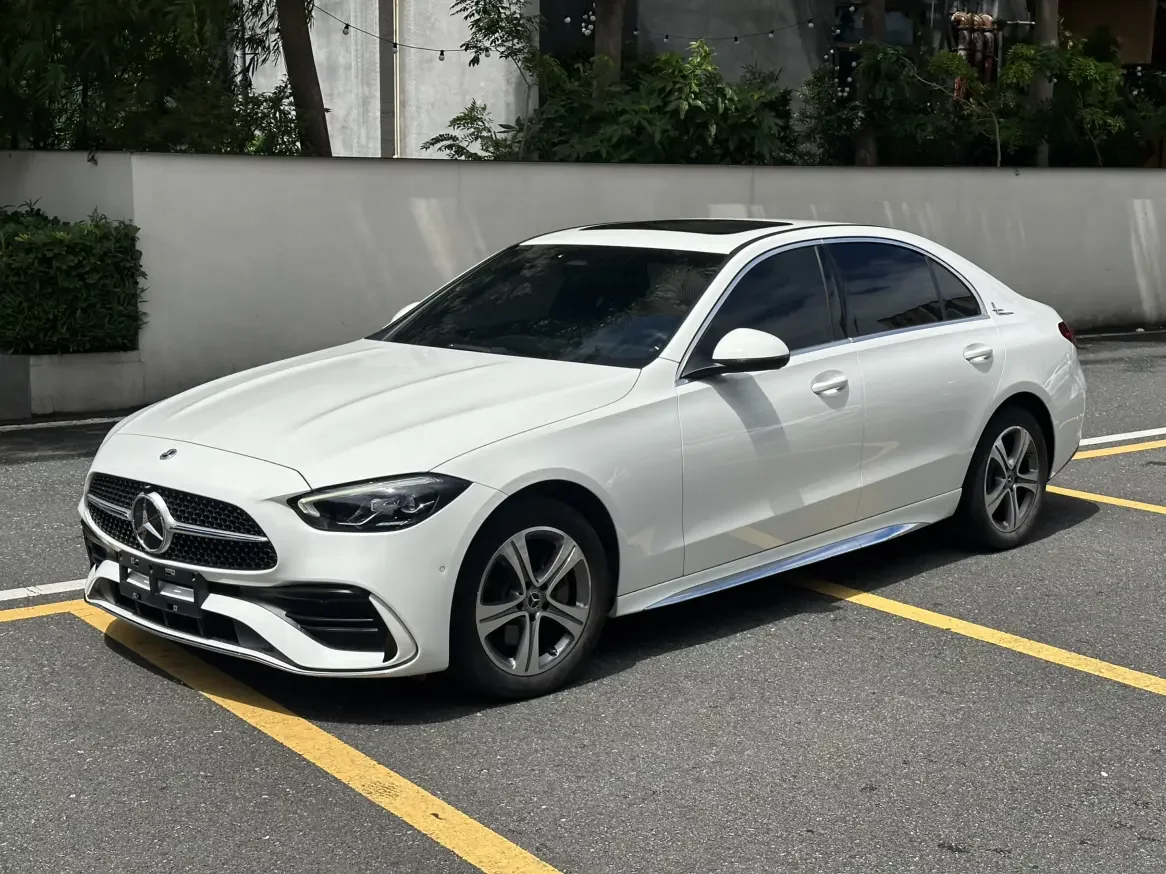 MERCEDES-BENZ C-CLASS