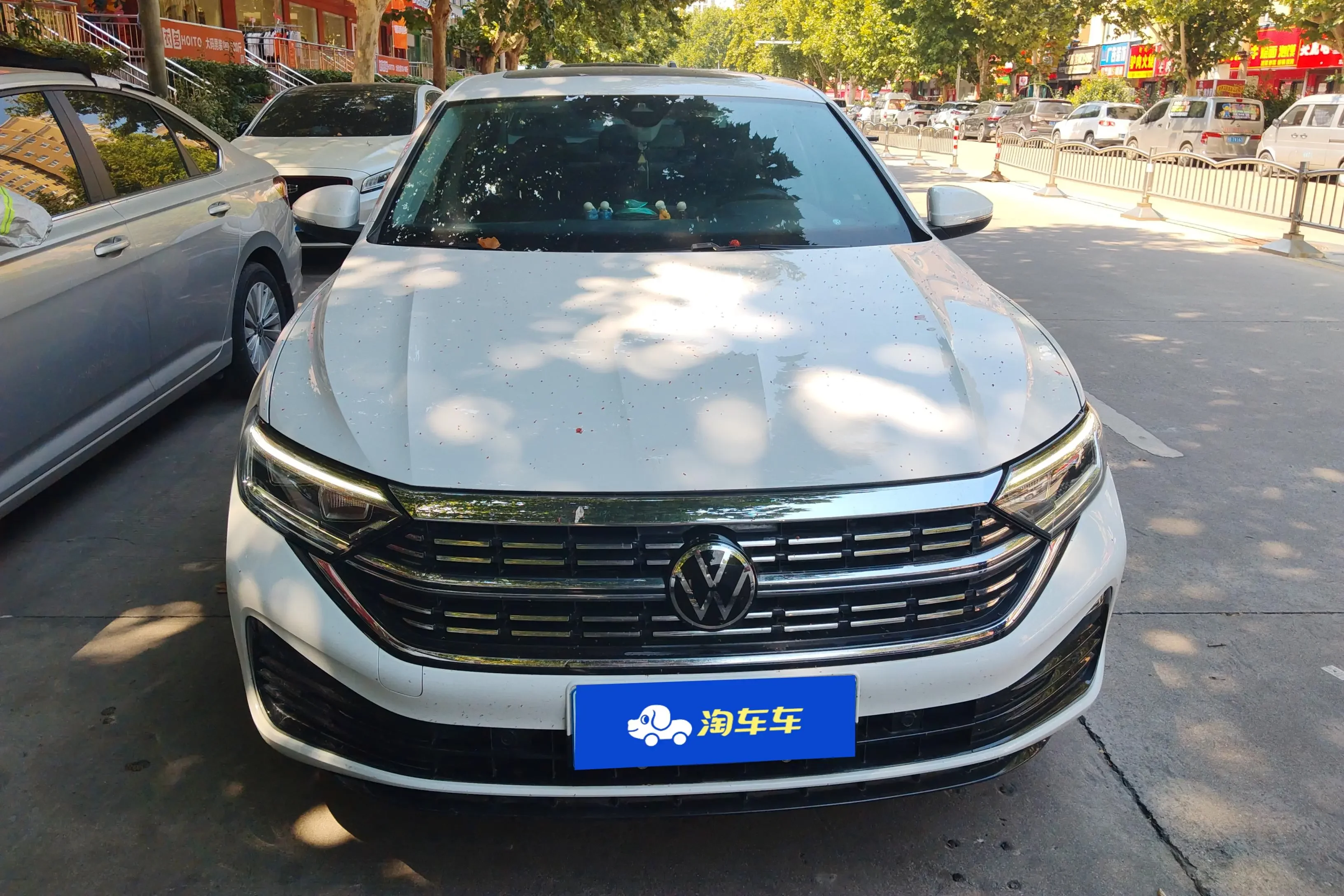 Volkswagen Sagitar