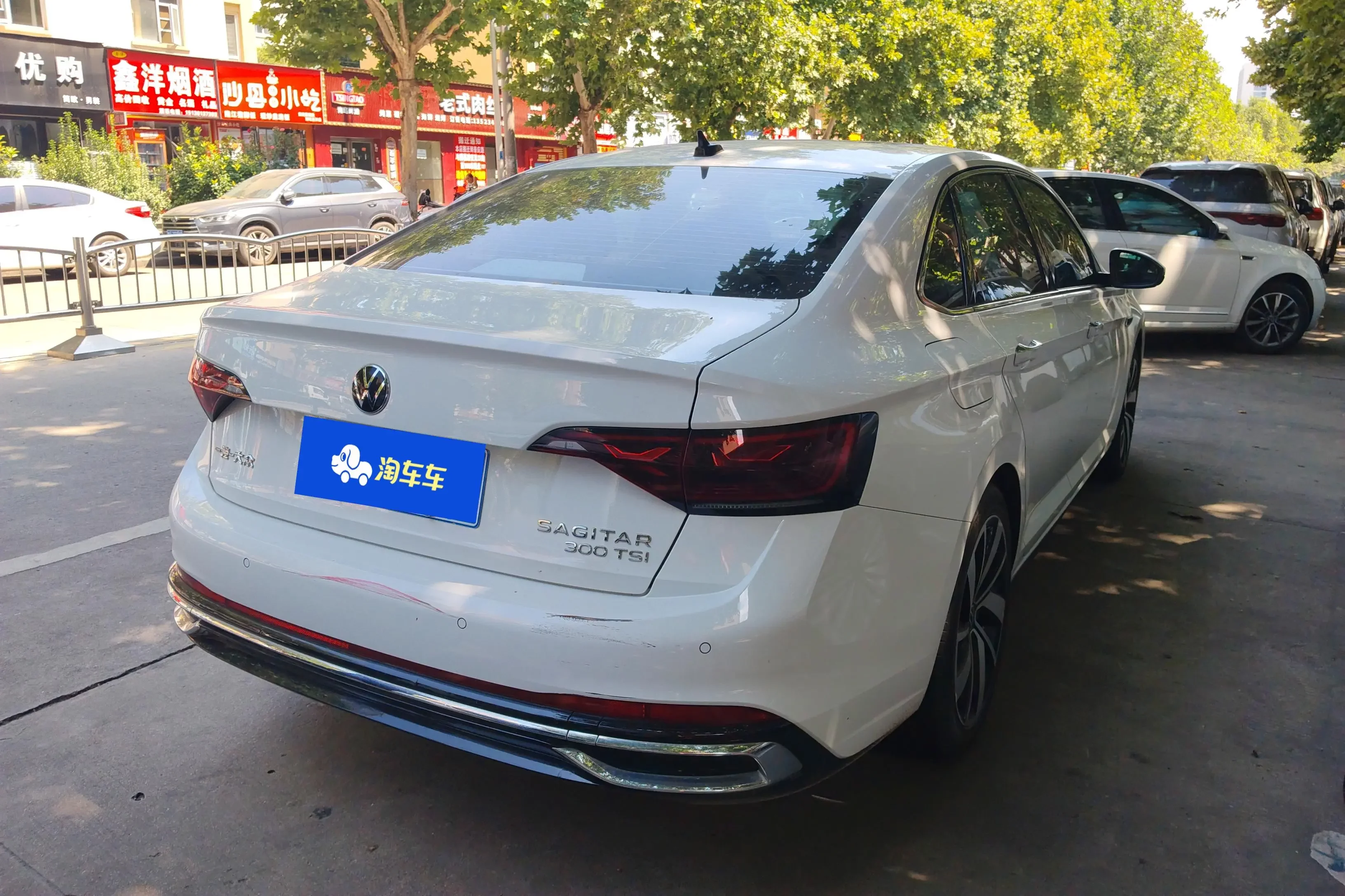 Volkswagen Sagitar