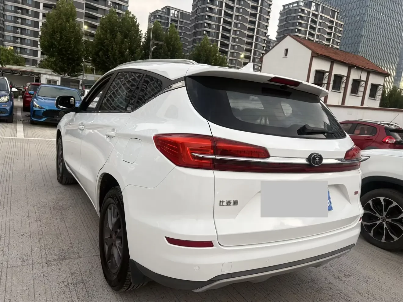BYD Song