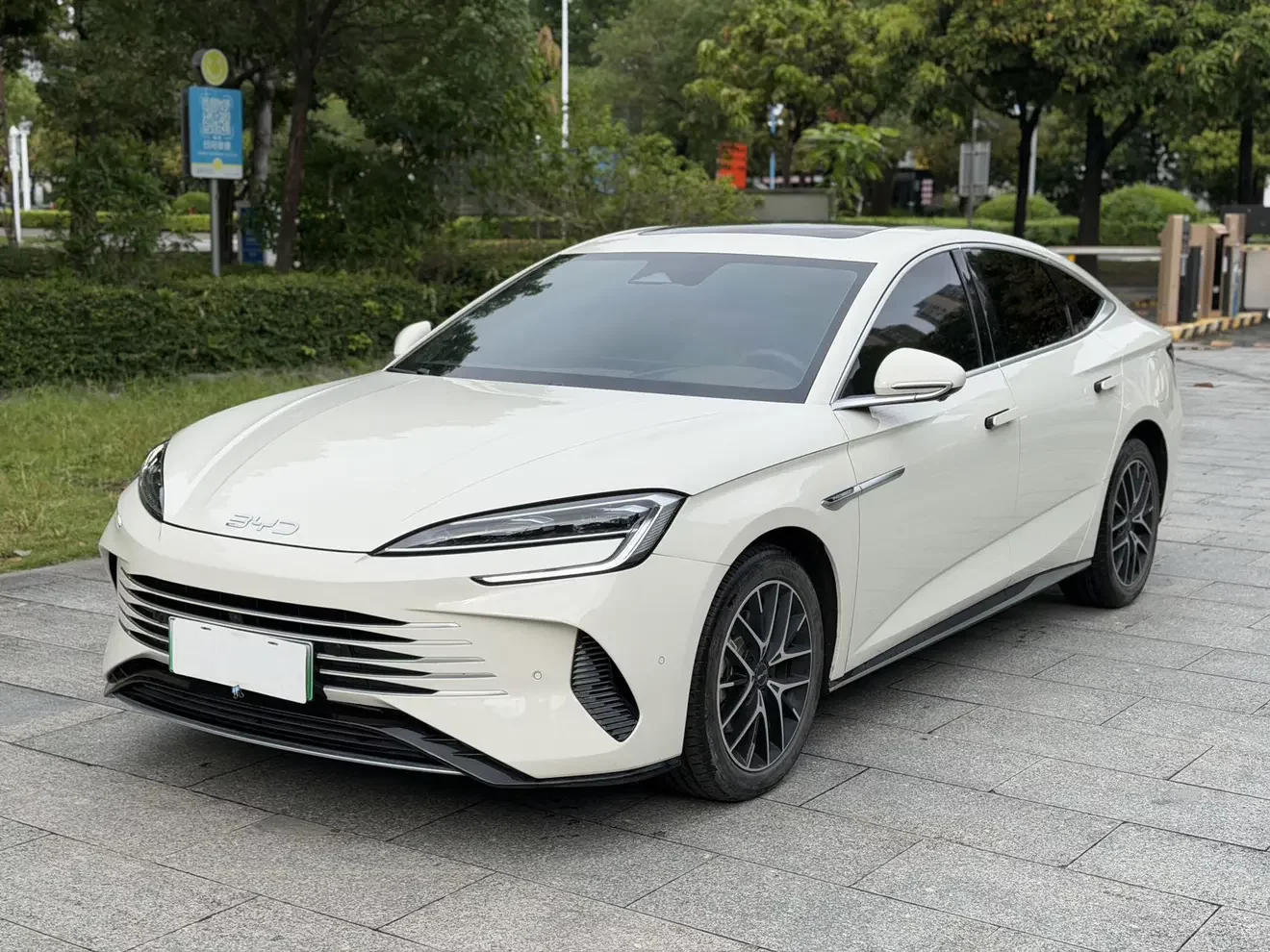 BYD Seal DM