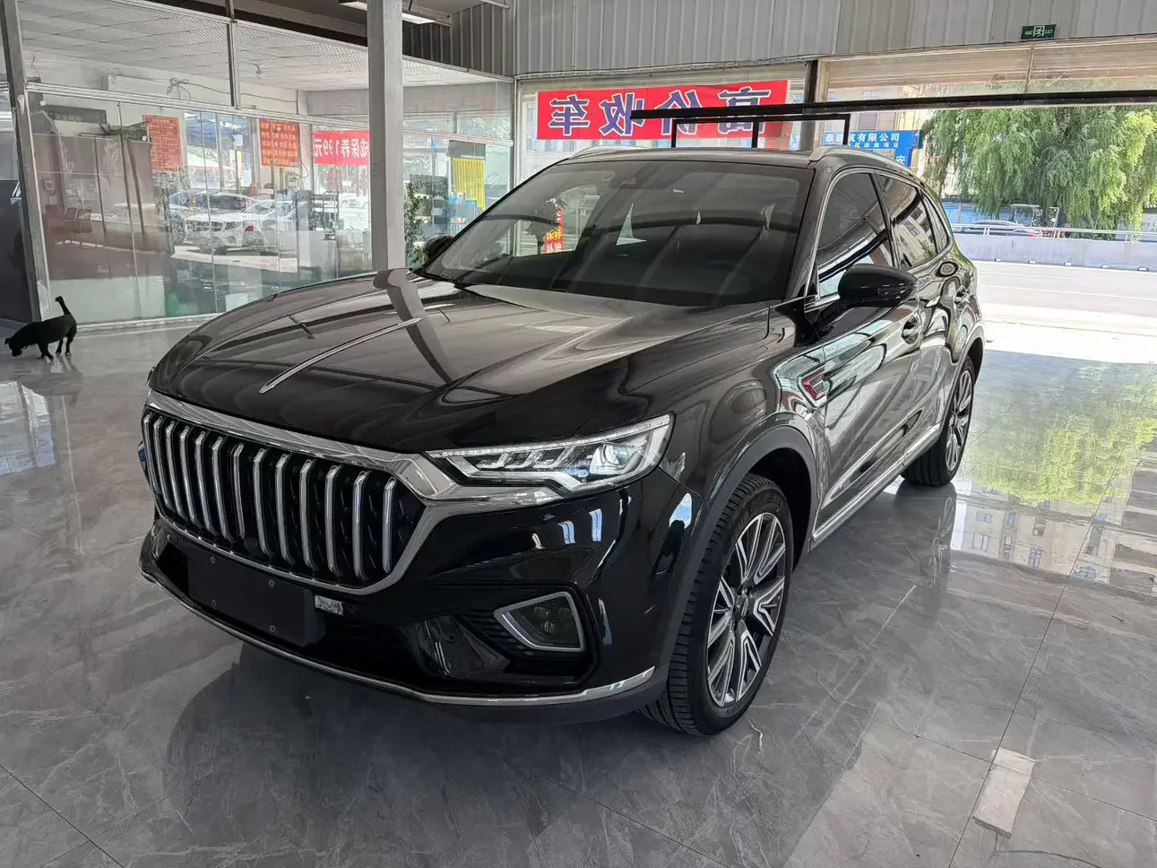 HONGQI HS5