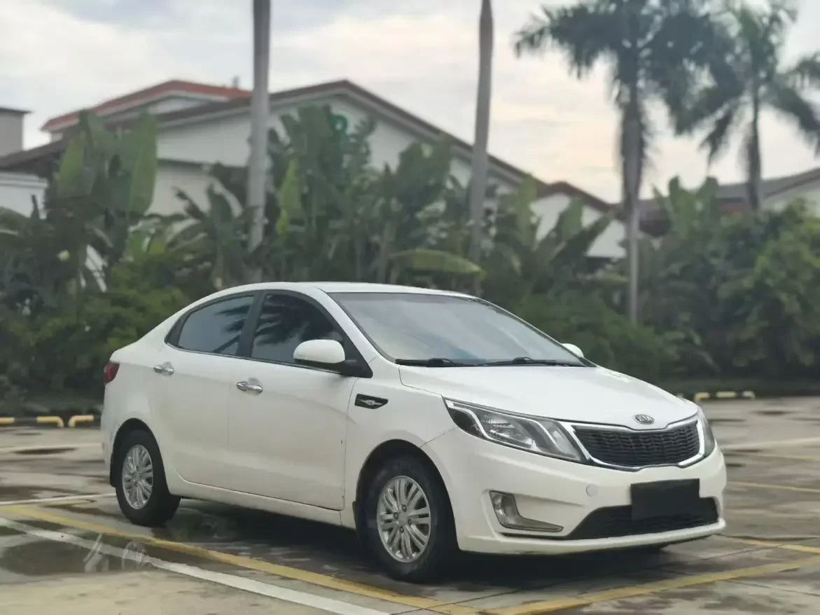 Kia K2