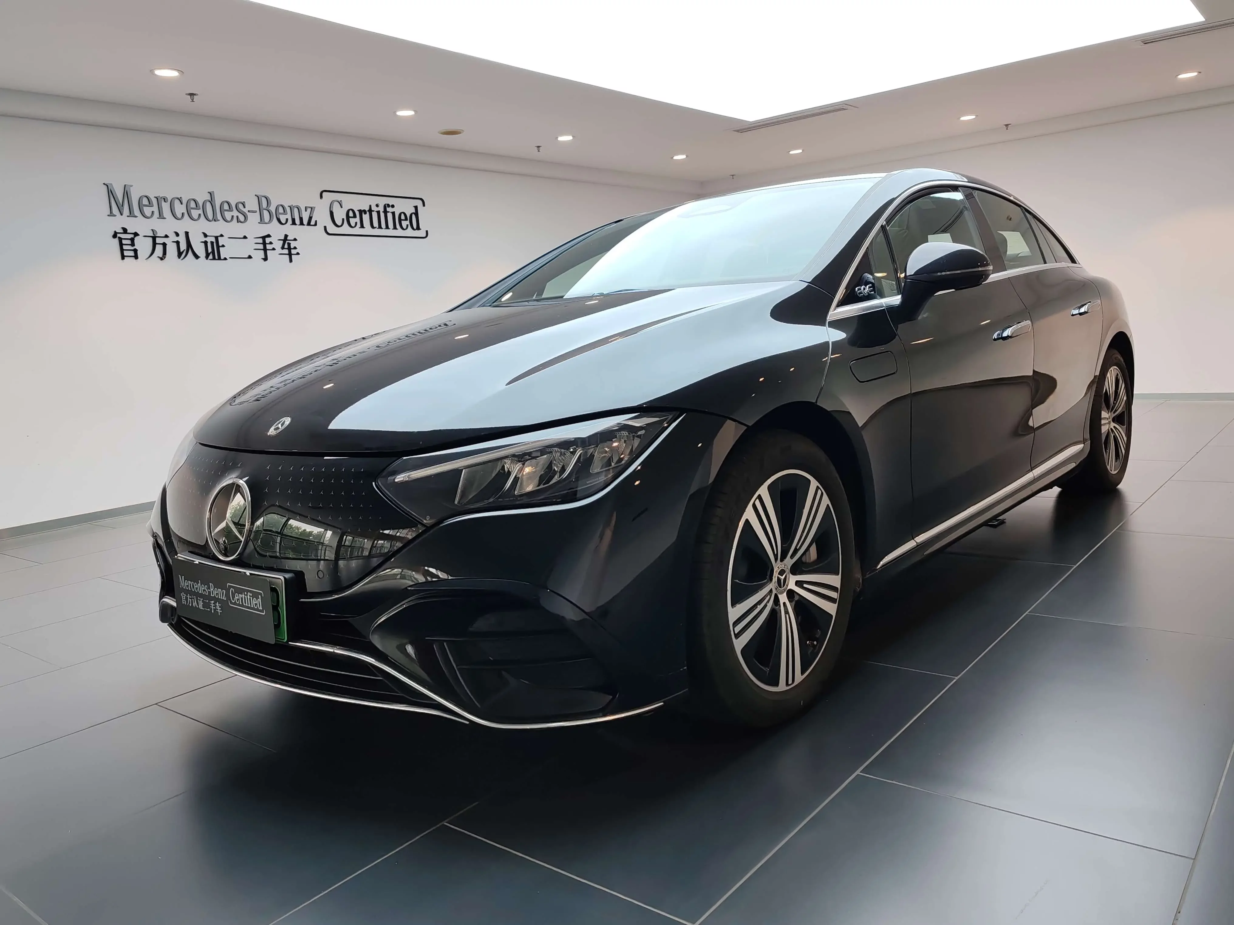 Mercedes-Benz EQE