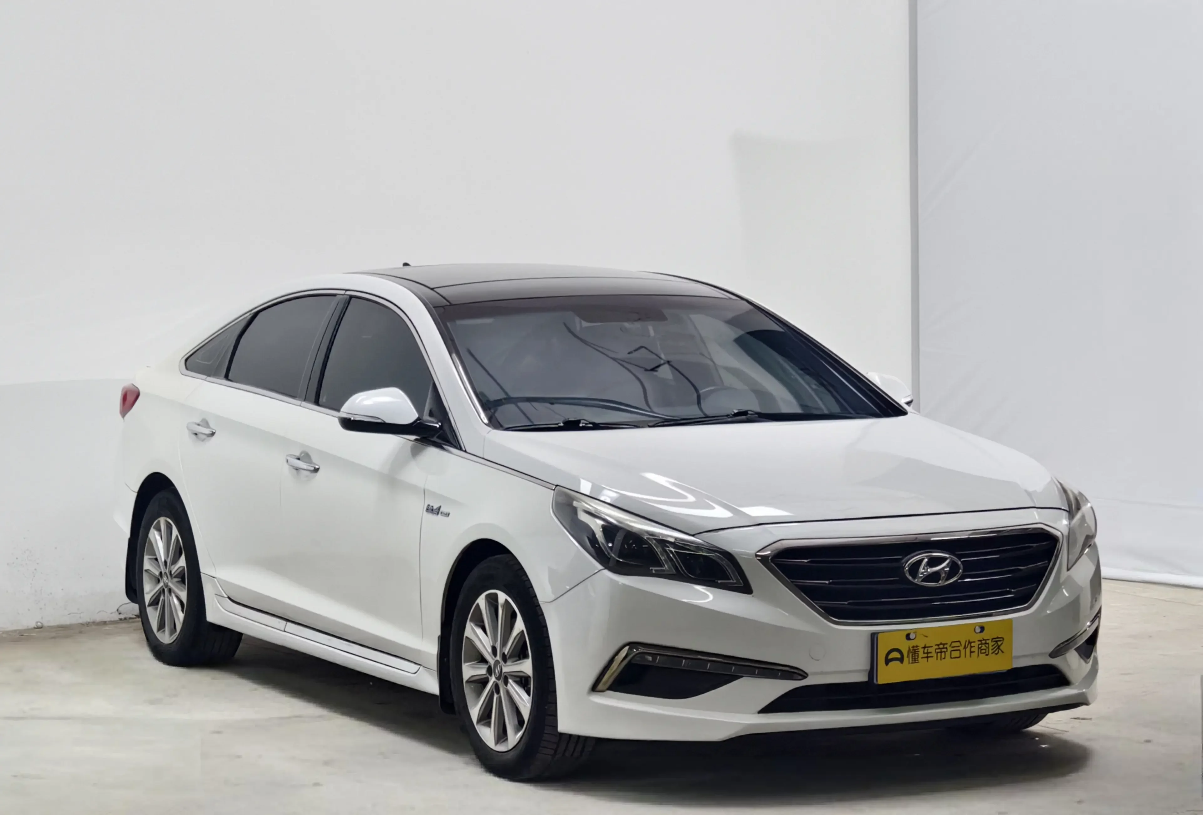 Hyundai sonata nine