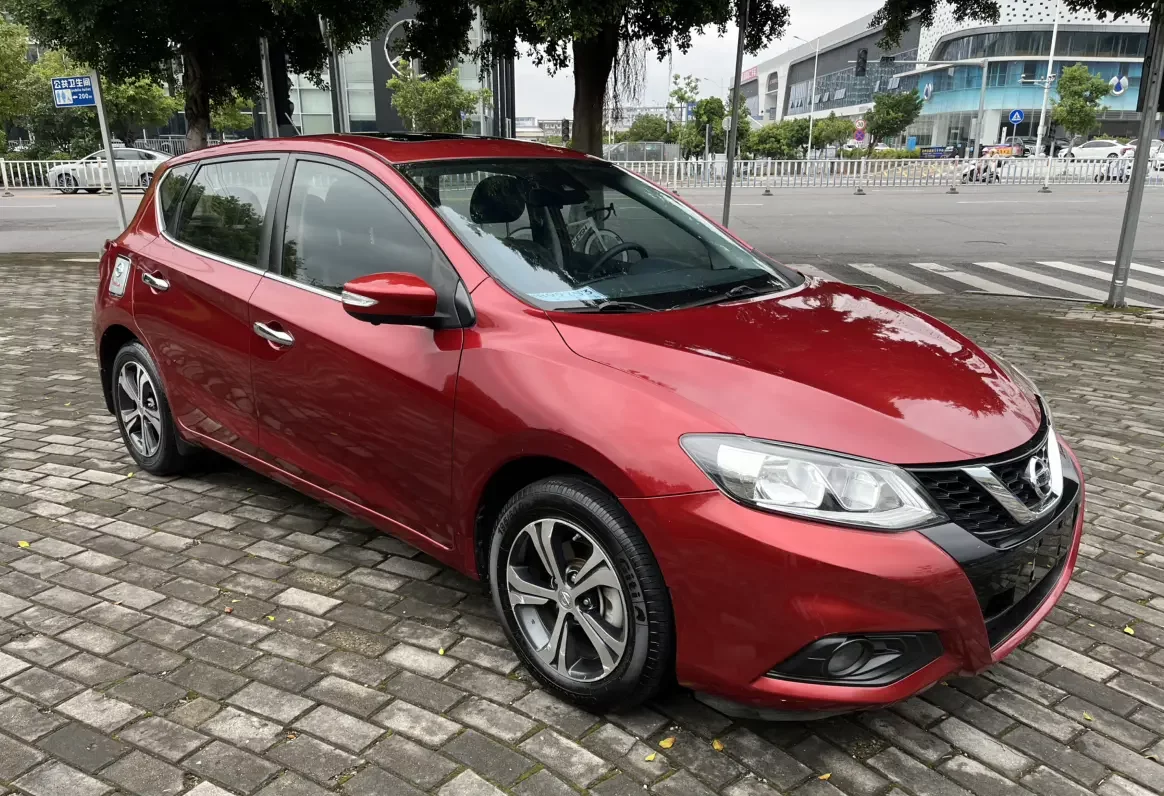 Nissan Tiida