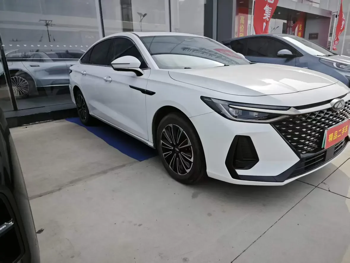 Chery Fengyun A8