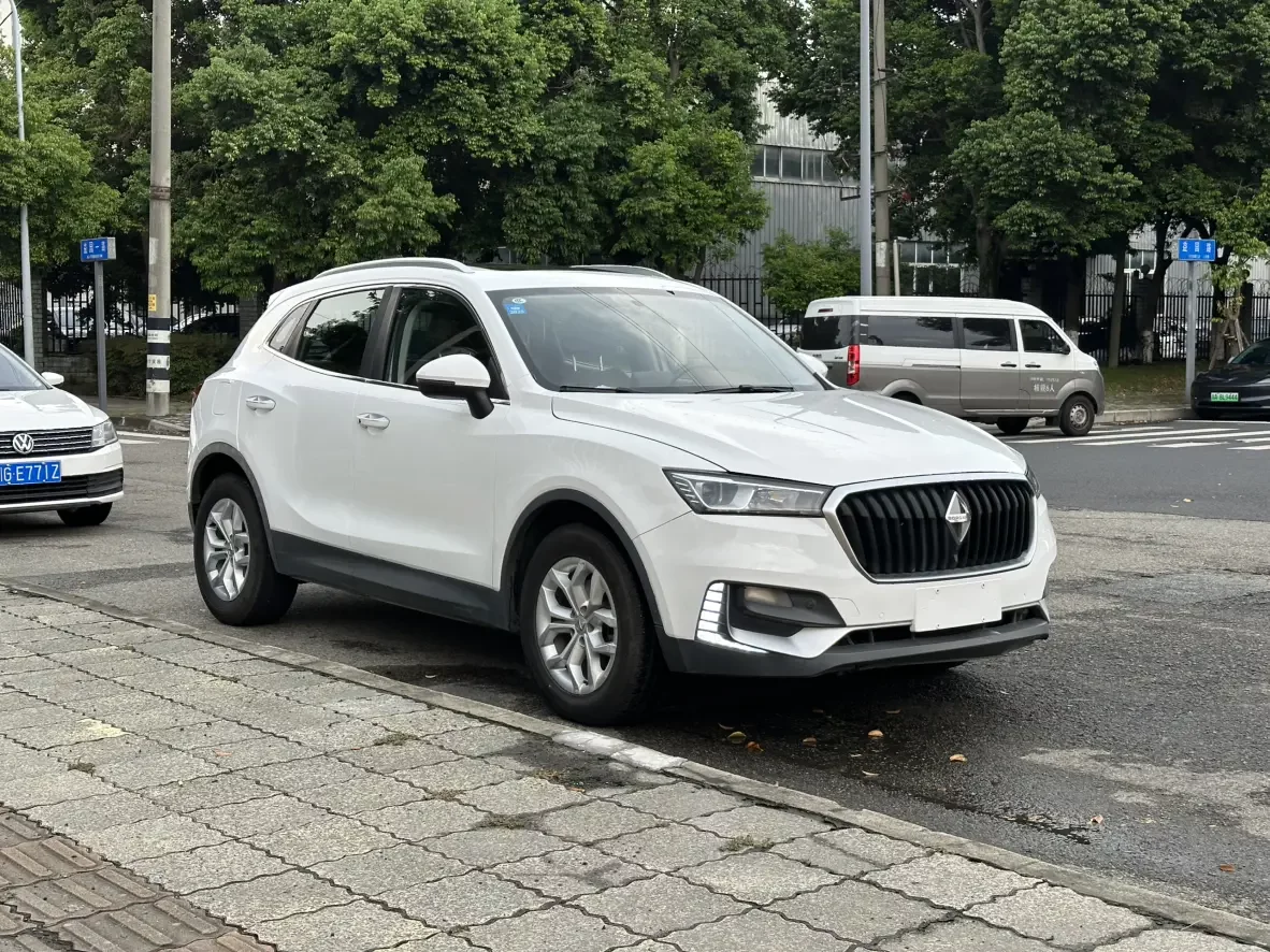 Borgward BX5