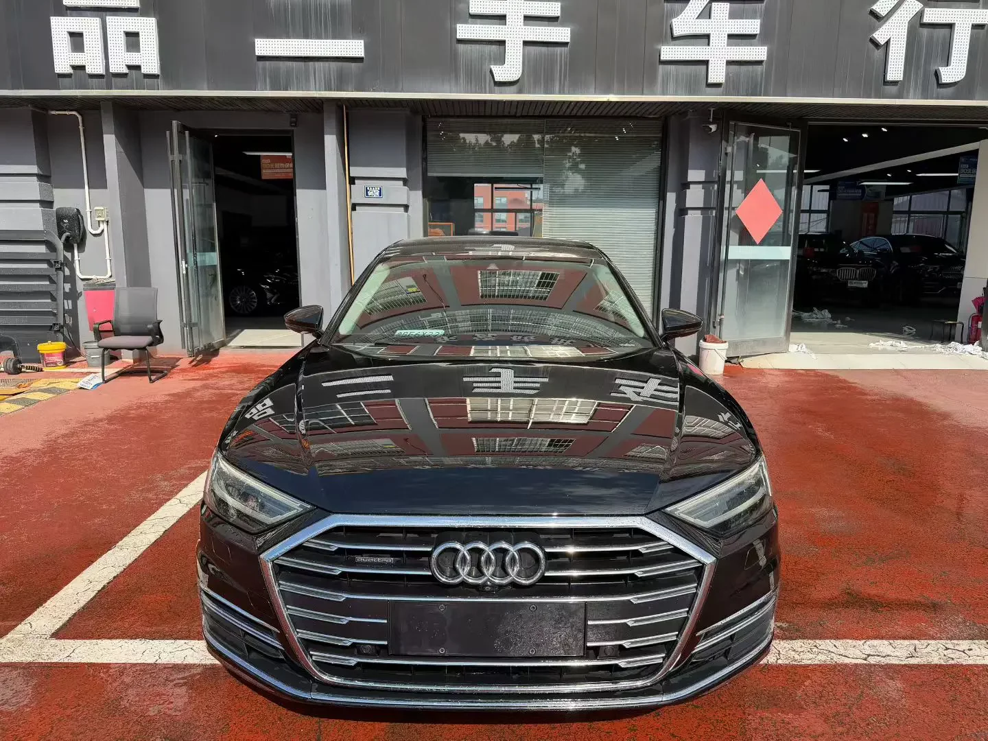 Audi A8