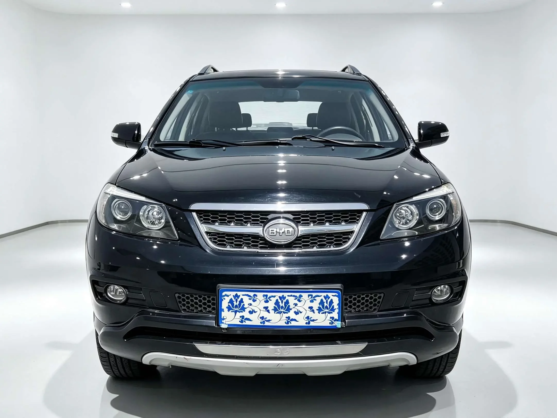 BYD S6