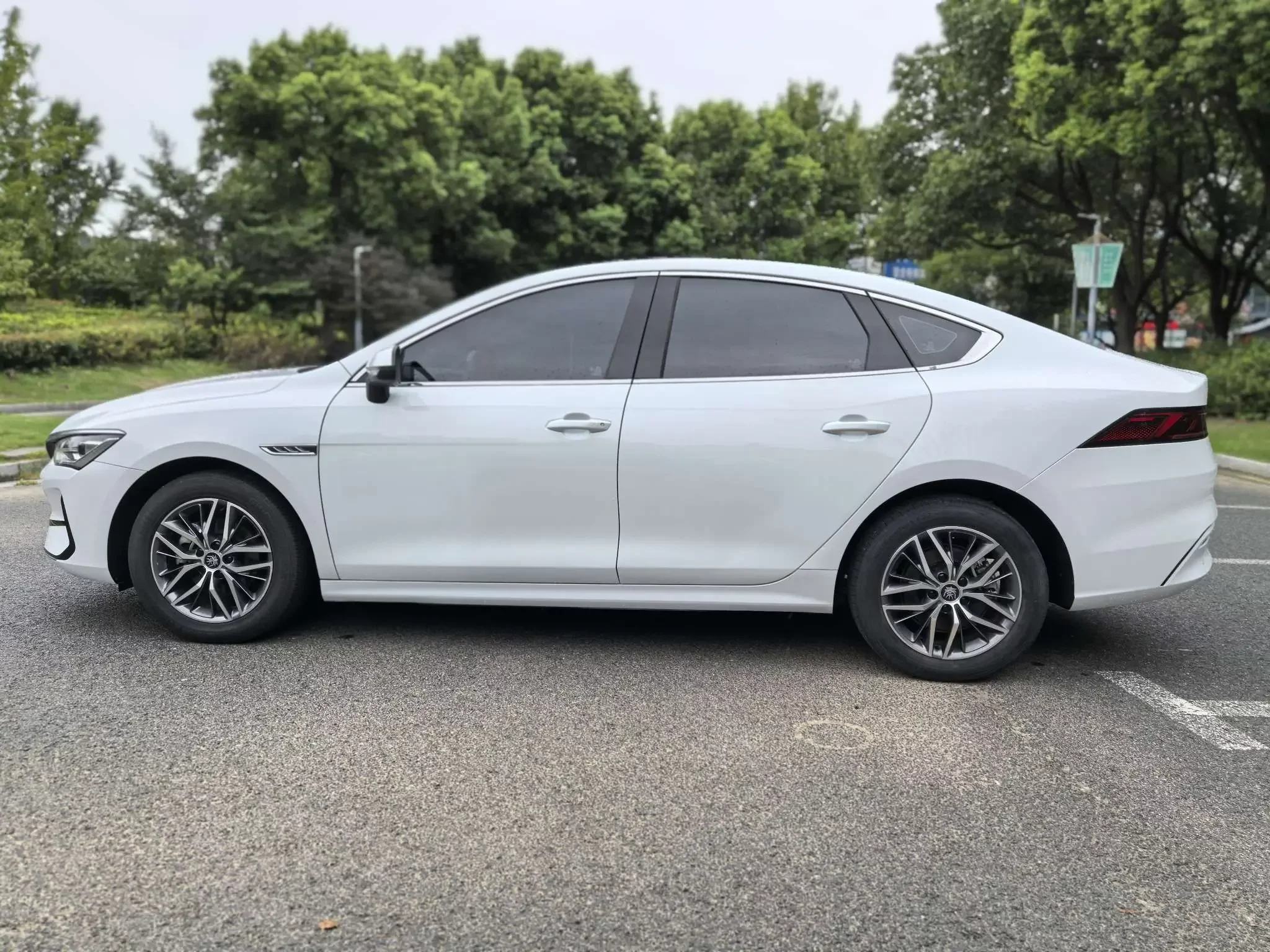 BYD Qin PLUS EV