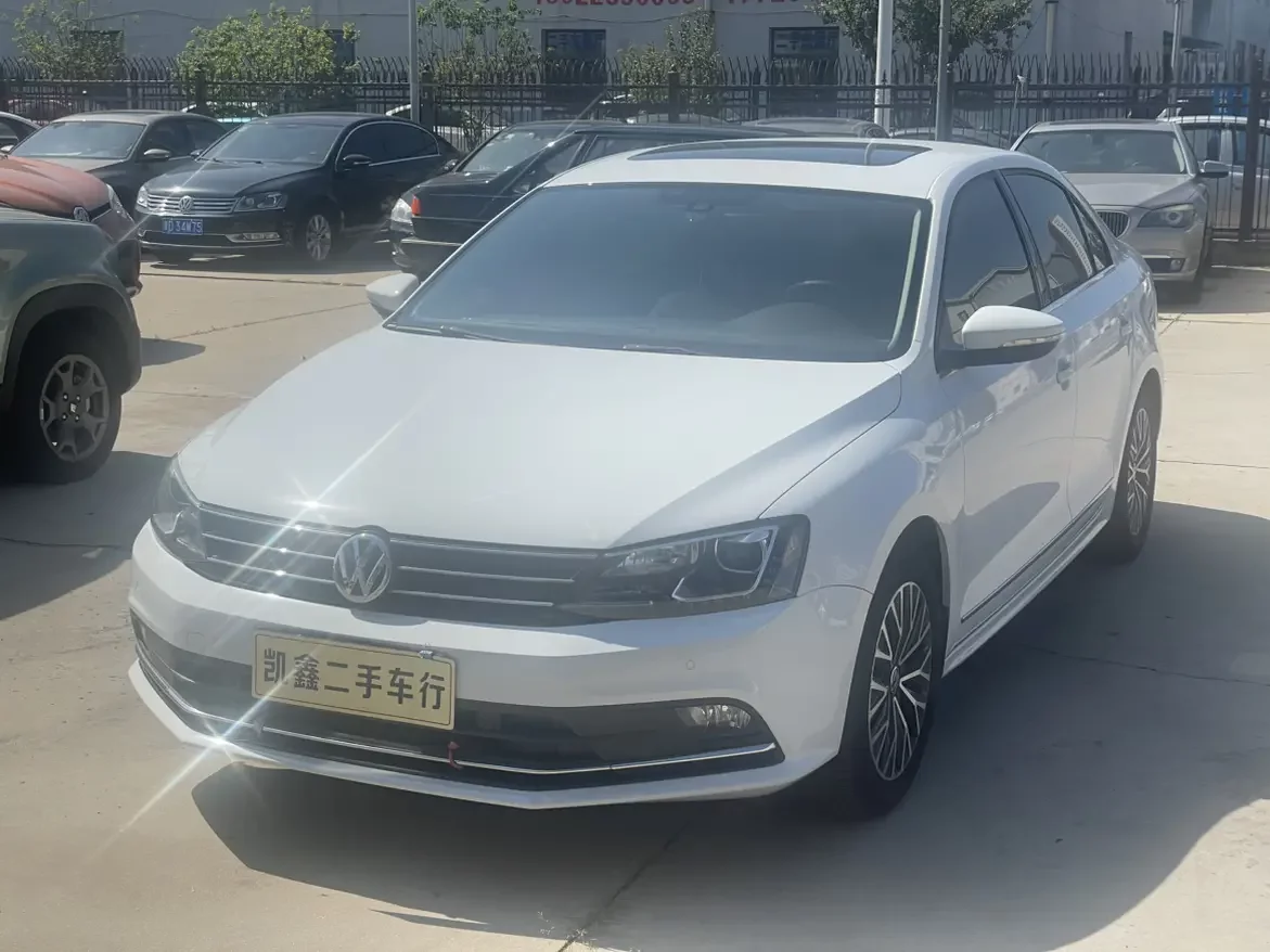 Volkswagen Sagitar