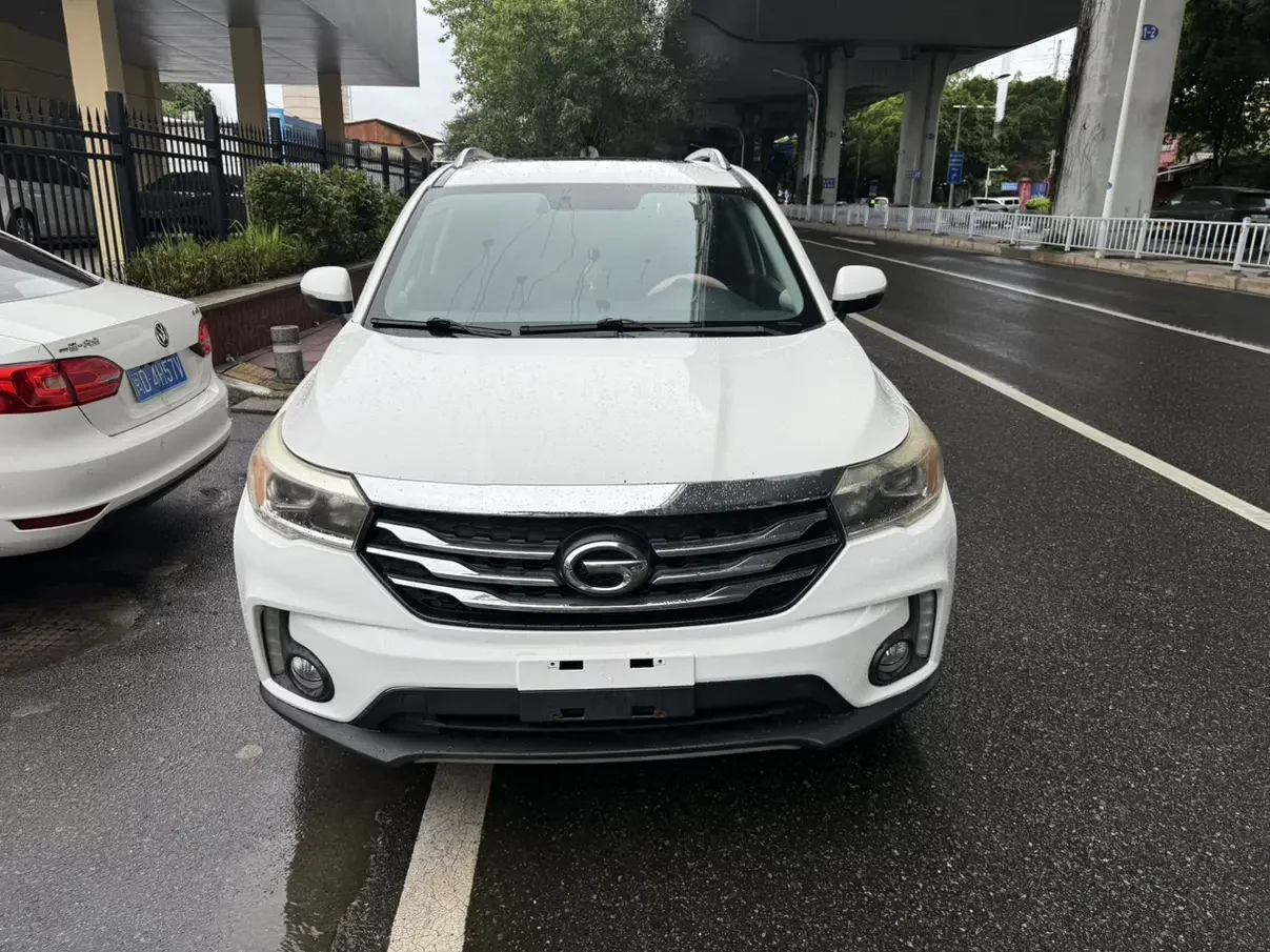 GAC Trumpchi GS4