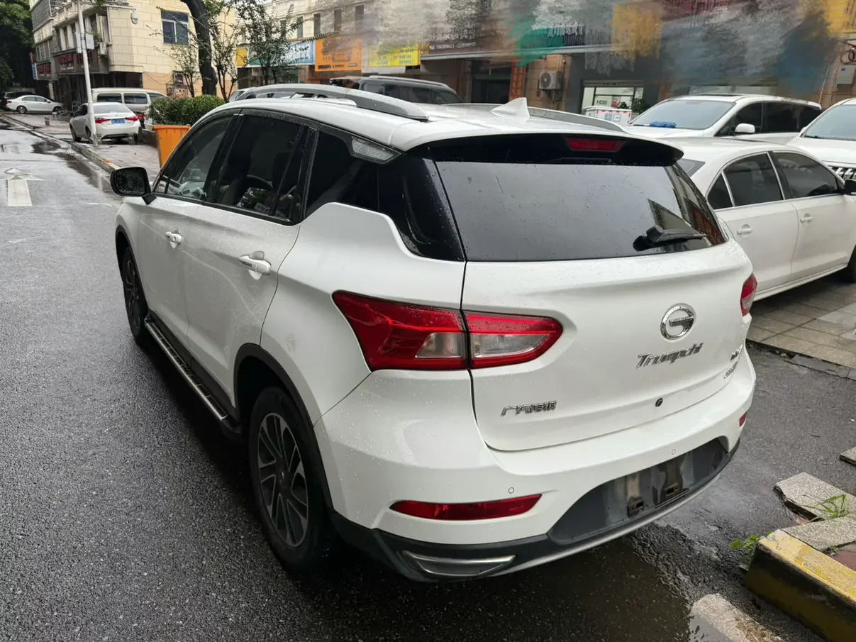 GAC Trumpchi GS4
