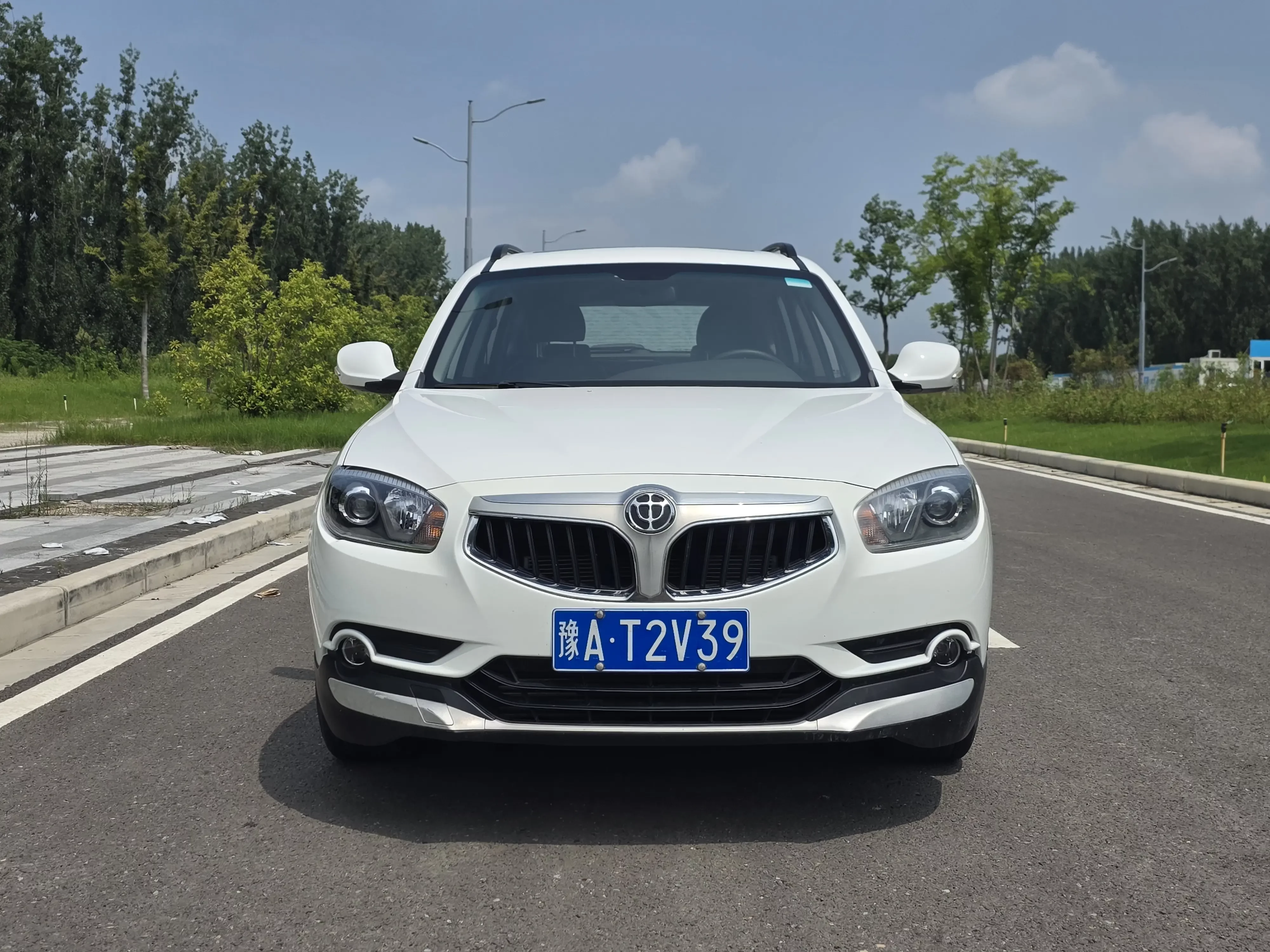 Brilliance Zhonghua V5