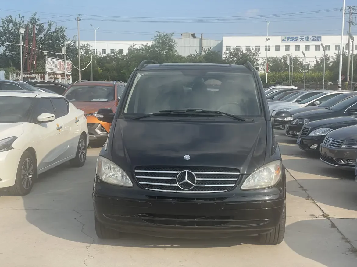 Mercedes-Benz Viano