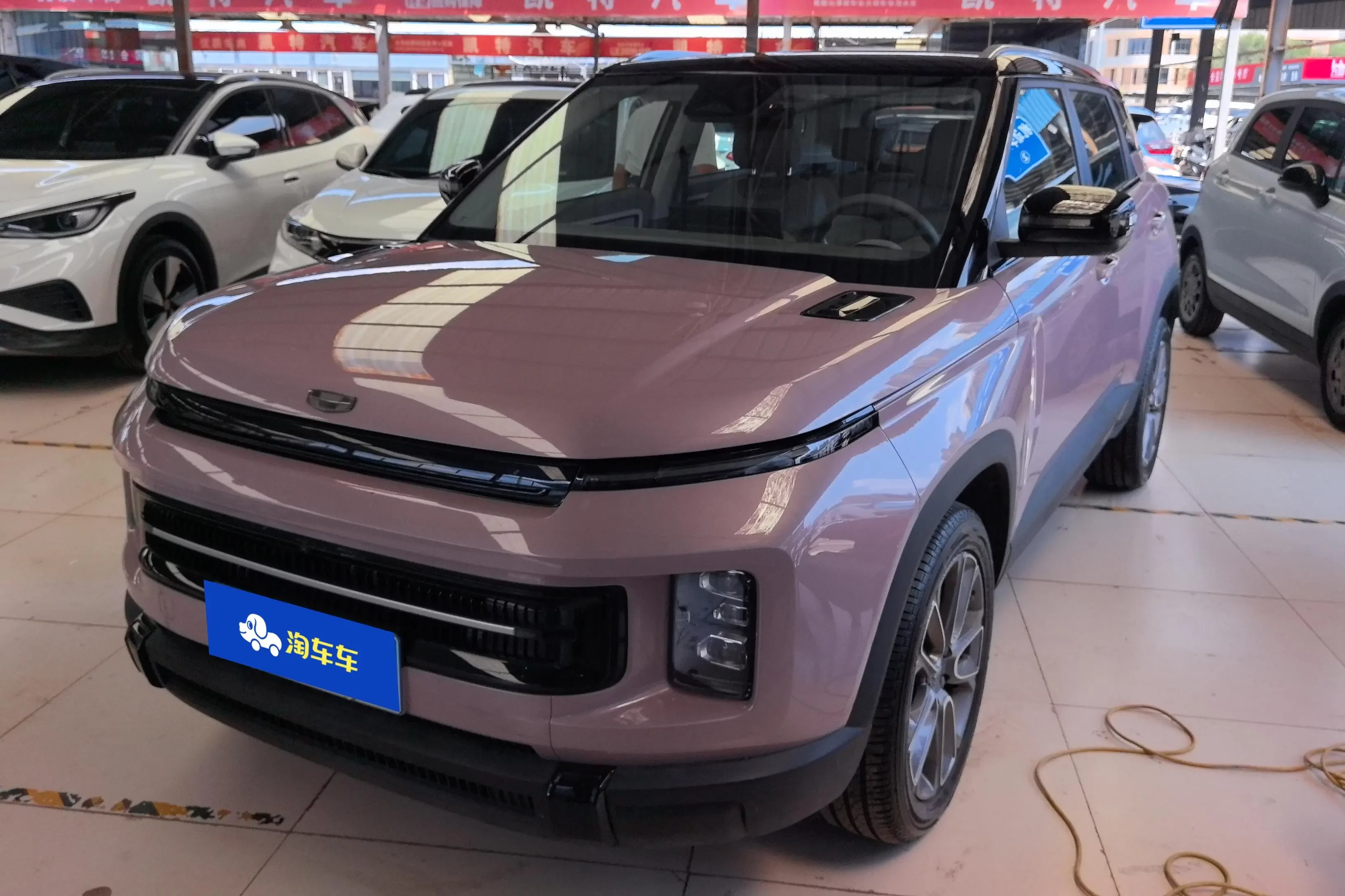 Geely ICON