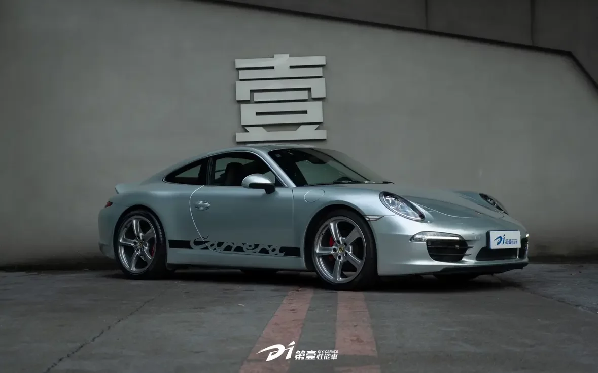 Porsche 911