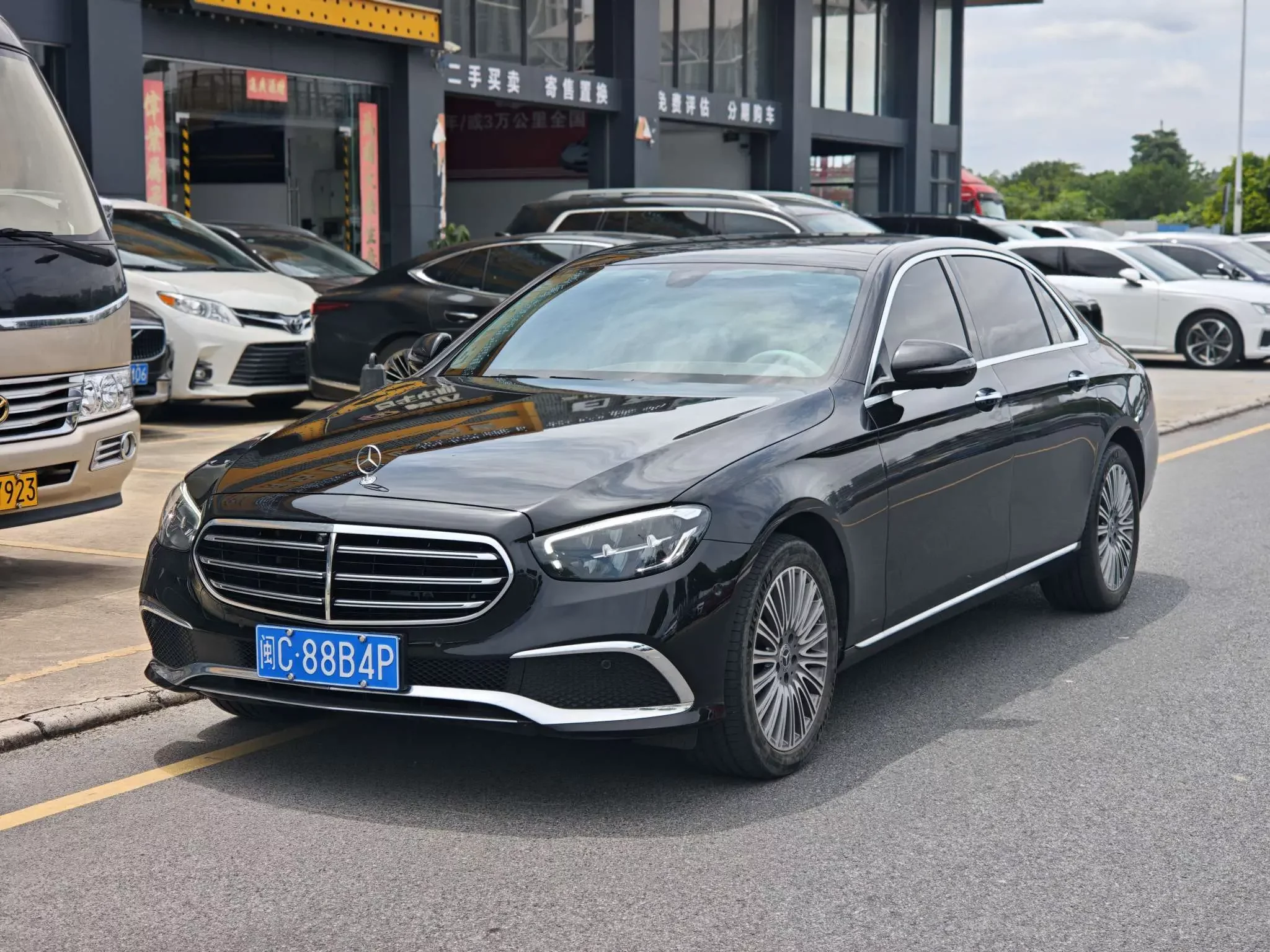 Mercedes-Benz E-Class